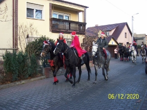 Przejazd św. Mikołaja przez Bukówiec-16