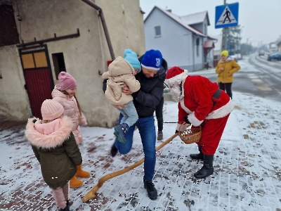 Przejazd świętych Mikołajów 6 grudnia 2023-21