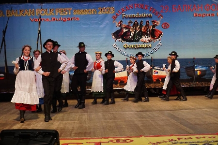 BALKAN FOLK FEST-8