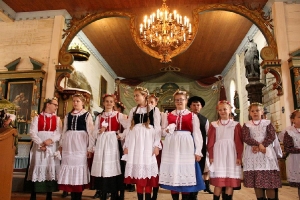 Wyjazdy bukówieckich zespołów-3